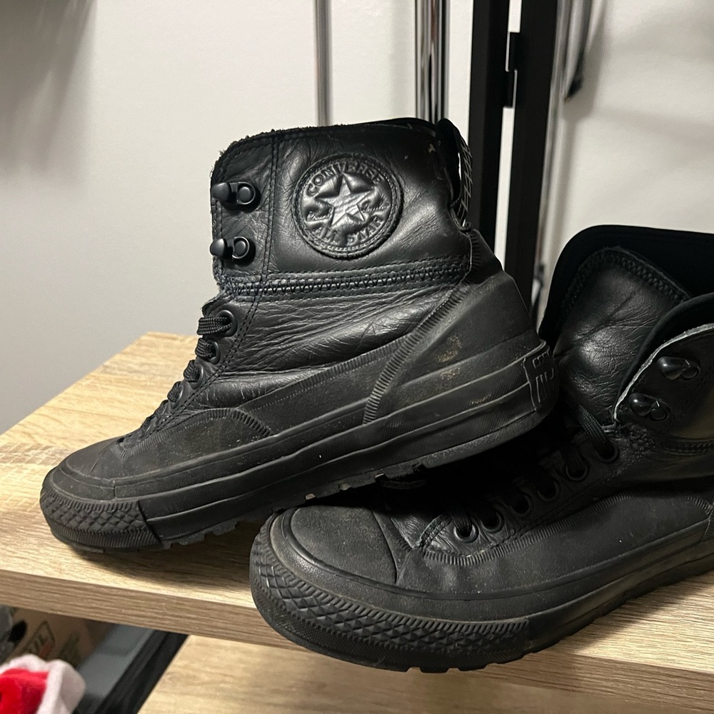 Chuck Taylor’s Converse Insulated Boots